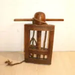 Presse à vis en bois