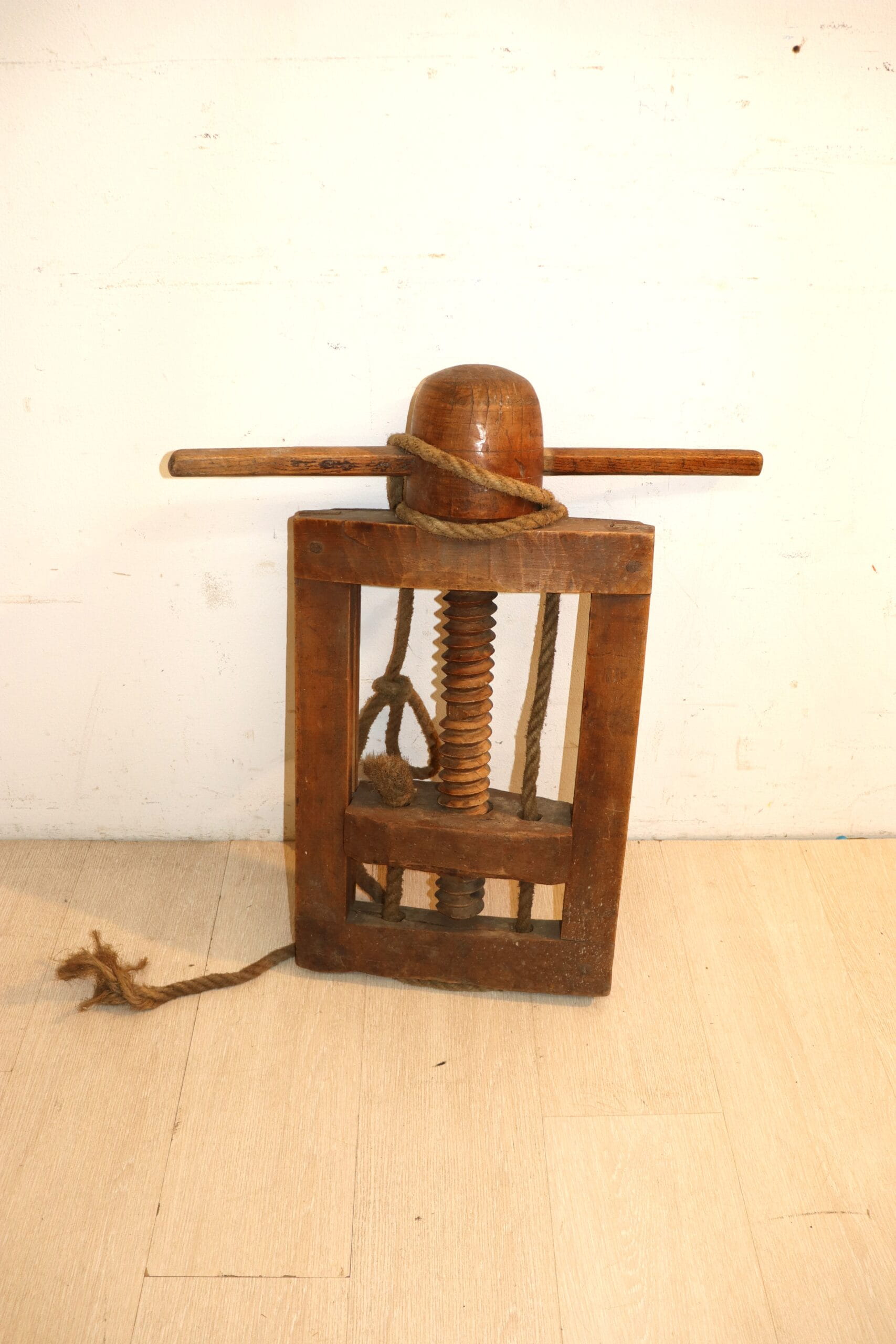 9853 Presse à vis en bois – Image 1