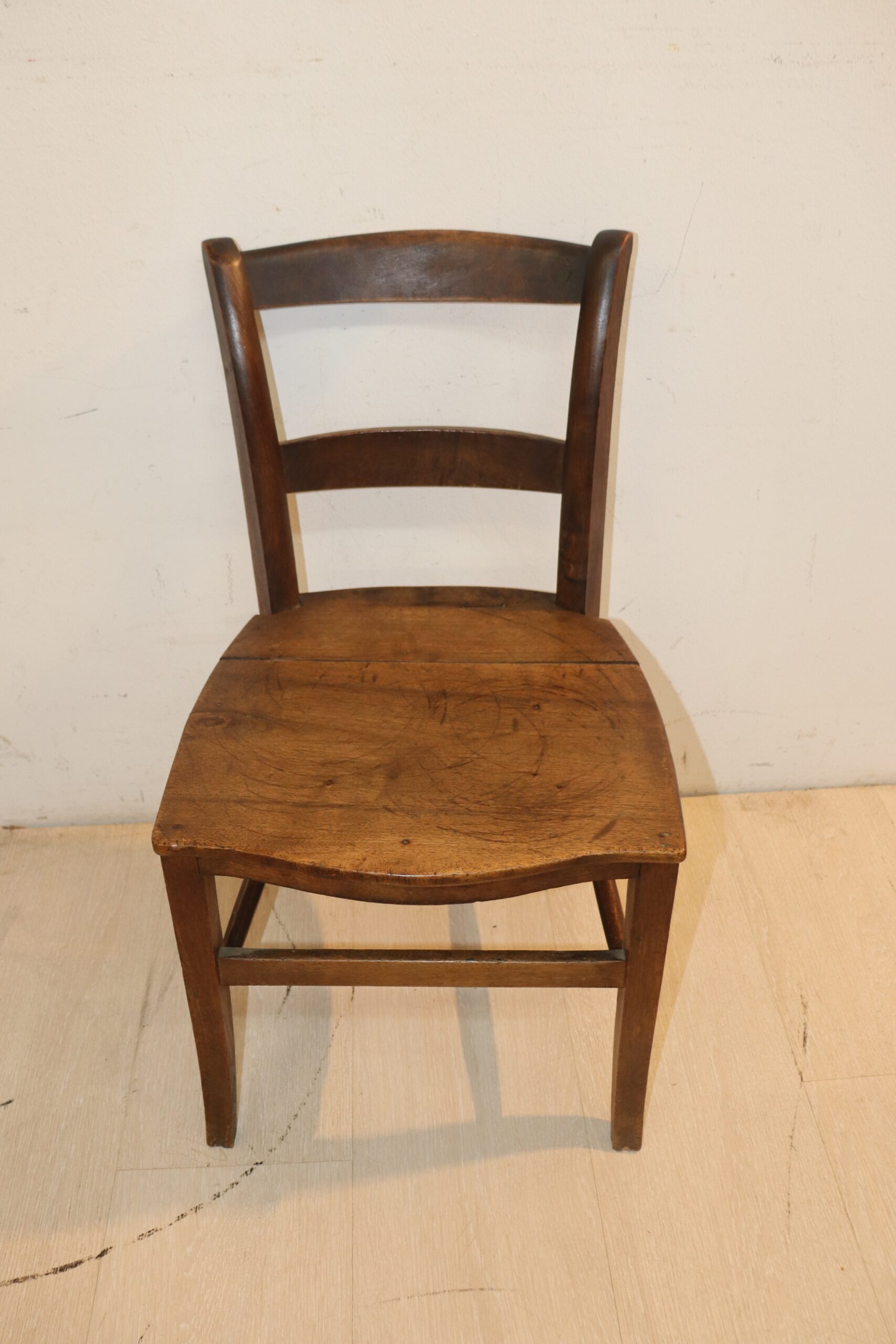 9890 Chaise enfant en bois – Image 1