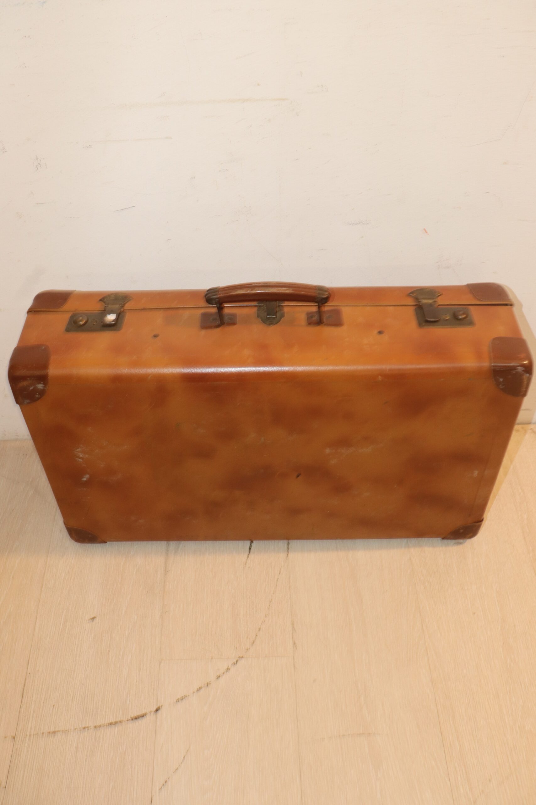 9903 Valise vintage – Image 1