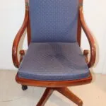 Fauteuil sur roulettes