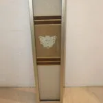 Tableau avec sculpture
